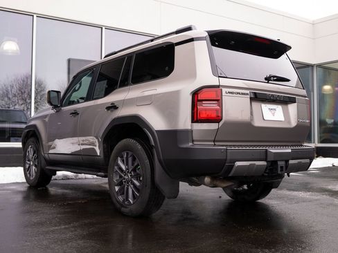 Used 2025 Toyota Land Cruiser w/ Premium Package image 7