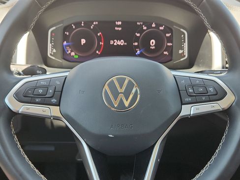 Used 2022 Volkswagen Atlas SE w/ Panoramic Sunroof Package FWD image 25