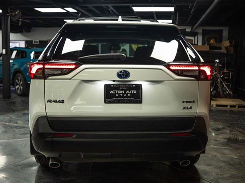 Used 2023 Toyota RAV4 XLE w/ Convenience Package AWD/4WD image 6