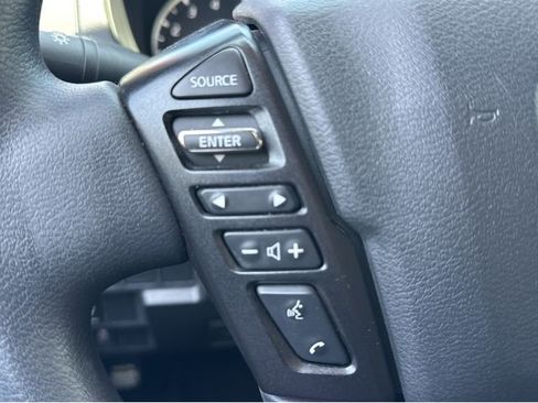 Used 2022 Nissan Frontier S w/ Technology Package RWD image 21