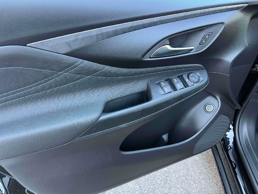 New 2026 Buick Envista Sport Touring w/ Convenience I Package FWD image 19
