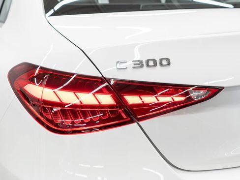 Used 2025 Mercedes-Benz C 300 4MATIC Sedan image 44