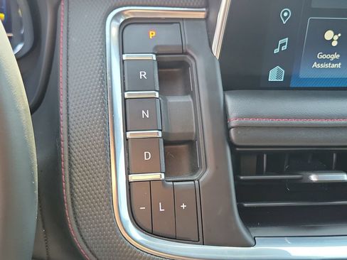Used 2023 Chevrolet Tahoe RST AWD/4WD image 10