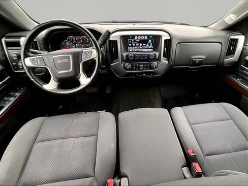 Used 2018 GMC Sierra 1500 SLE w/ SLE Value Package AWD/4WD image 8