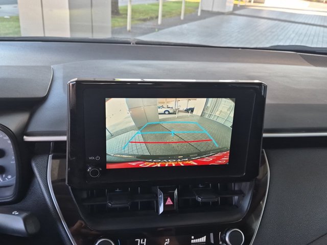 Used 2025 Toyota Corolla LE FWD image 23