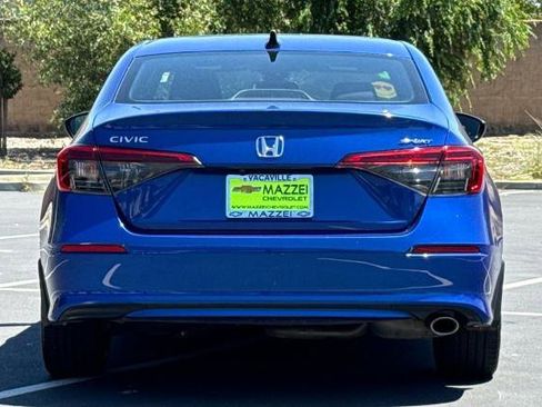 Used 2024 Honda Civic Sport image 12