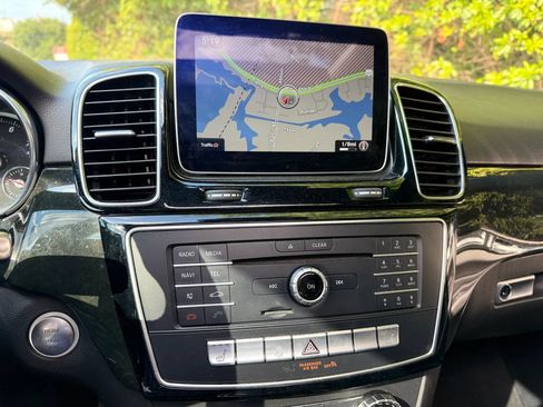 Used 2018 Mercedes-Benz GLE 350 4MATIC w/ Premium 1 Package image 31