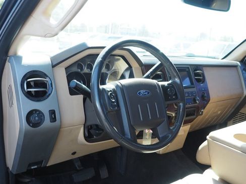 Used 2011 Ford F350 Lariat w/ Lariat Ultimate Pkg AWD/4WD image 9