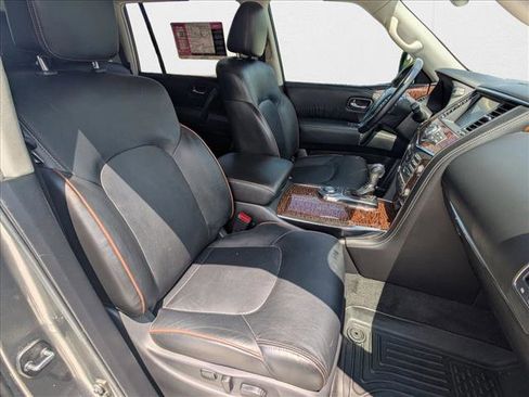 Used 2020 Nissan Armada SL image 24