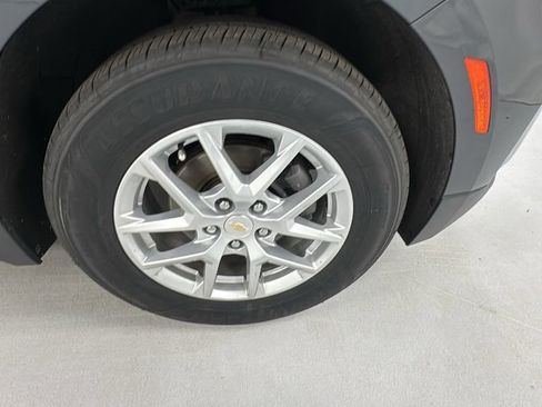 Used 2023 Chevrolet Equinox LT image 9