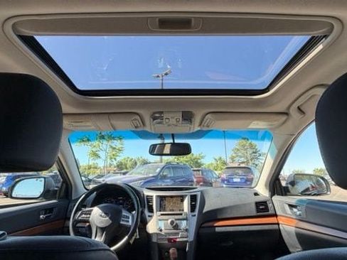Used 2013 Subaru Outback 2.5i Limited AWD/4WD image 17