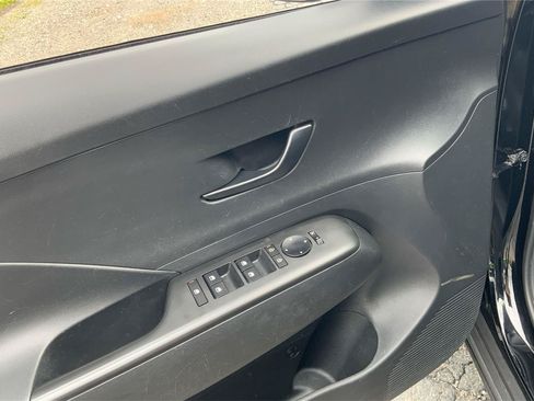 Used 2024 Hyundai Kona SEL AWD/4WD image 21