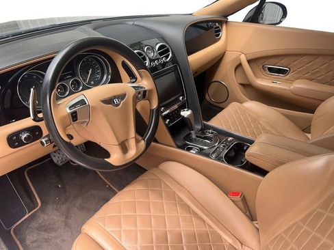 Used 2016 Bentley Continental GT image 7