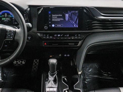 Certified 2025 Toyota Camry SE w/ Convenience Package FWD image 15