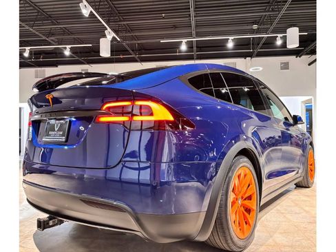 Used 2018 Tesla Model X 100D image 12