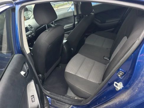 Used 2018 Kia Forte S FWD image 7