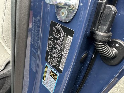 New 2025 Kia Telluride EX image 39