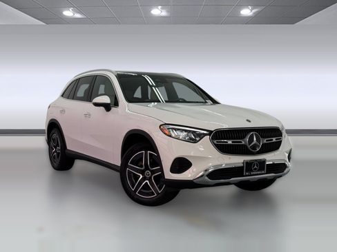 Certified 2026 Mercedes-Benz GLC 300 image 6