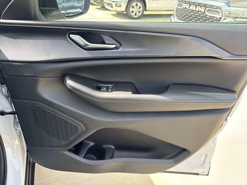 New 2026 Jeep Grand Cherokee Laredo X RWD image 14