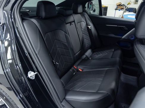 Used 2026 BMW i5 eDrive40 w/ M Sport Package AWD/4WD image 24