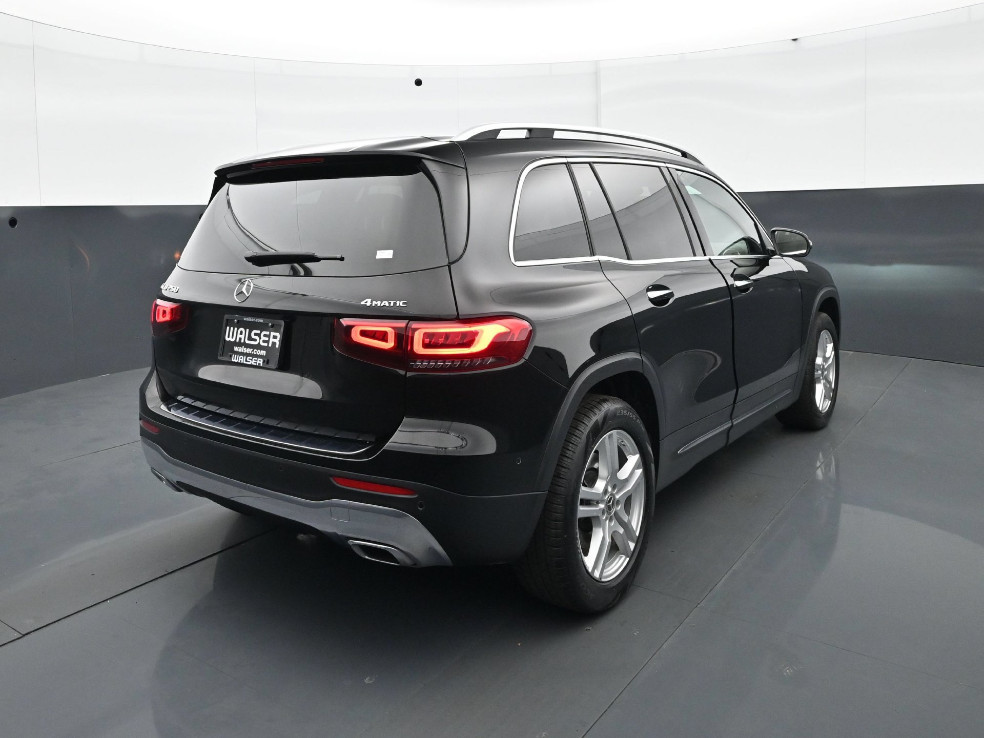 Used 2023 Mercedes-Benz GLB 250 4MATIC image 6