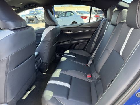 Used 2025 Toyota Camry SE w/ Convenience Package image 33