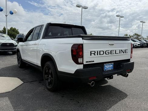 Certified 2025 Honda Ridgeline Black Edition image 7