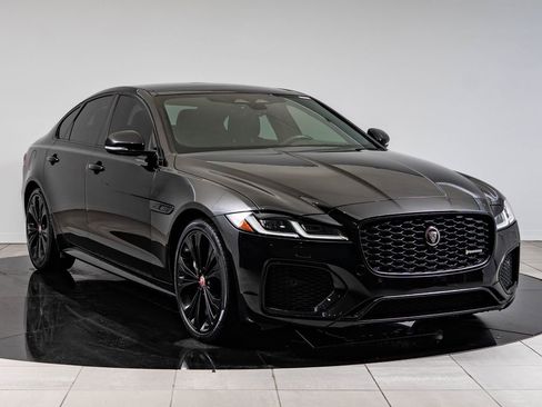 Used 2022 Jaguar XF R-Dynamic SE AWD/4WD image 12
