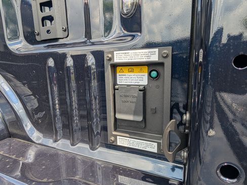 New 2025 Ford F250 Platinum w/ Platinum Plus Package image 12