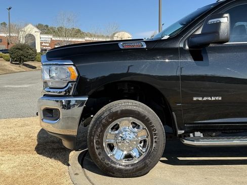 Used 2024 RAM 2500 Big Horn w/ Bed Utility Group image 12