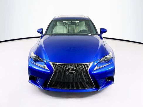 Used 2016 Lexus IS 200t w/ F Sport Package RWD image 2