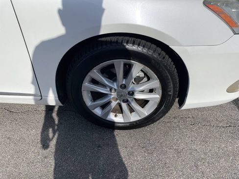 Used 2010 Lexus ES 350 FWD image 11