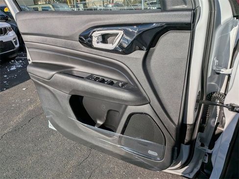 New 2026 Jeep Compass Limited image 21