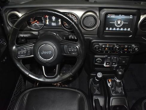 Used 2020 Jeep Wrangler Sport image 13