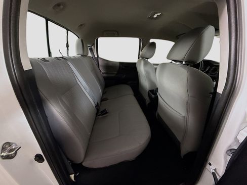 Used 2018 Toyota Tacoma SR image 26