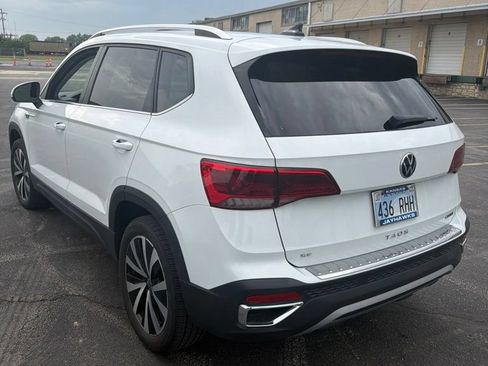 Used 2022 Volkswagen Taos SE AWD/4WD image 7