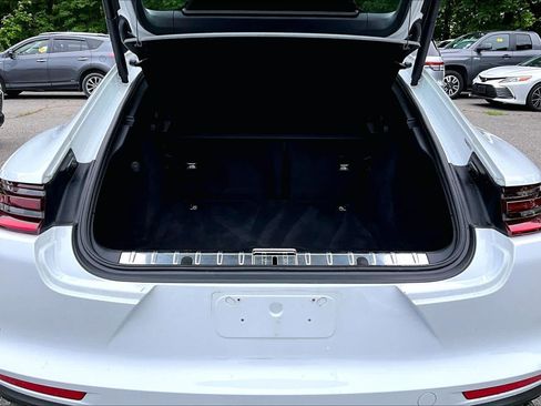 Used 2020 Porsche Panamera 4 AWD/4WD image 31