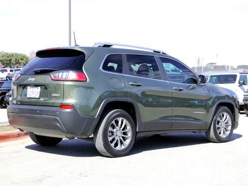 Used 2021 Jeep Cherokee Latitude Plus image 5