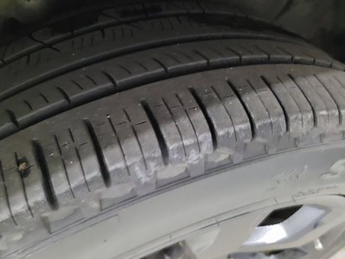 Used 2020 Ford Explorer ST w/ ST Street Pack image 31