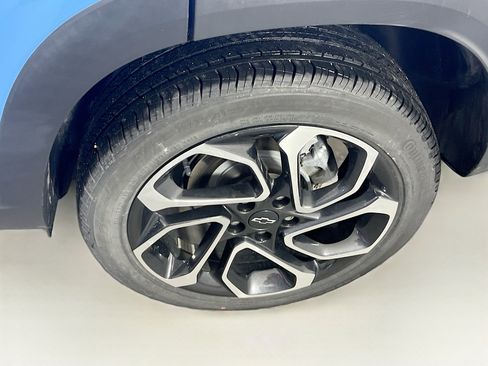 Used 2024 Chevrolet Trax RS w/ Driver Confidence Package image 29