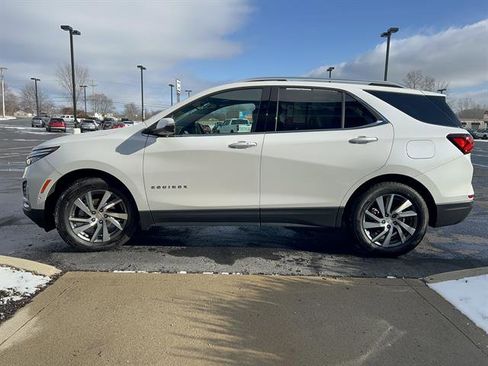 Used 2024 Chevrolet Equinox Premier image 4