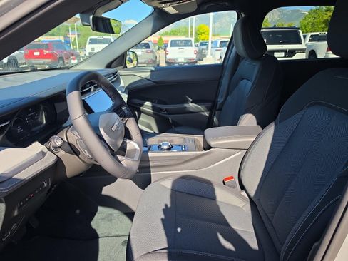 New 2026 Jeep Cherokee Laredo AWD/4WD image 13