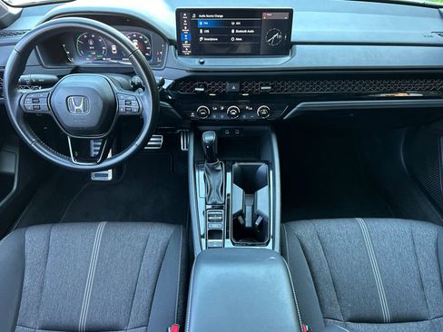 Used 2023 Honda Accord Sport image 10