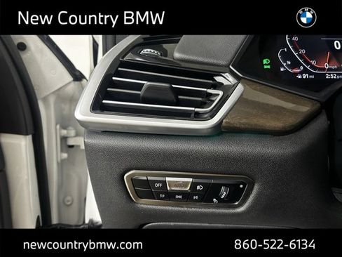 Used 2022 BMW X5 xDrive40i w/ Premium Package image 18