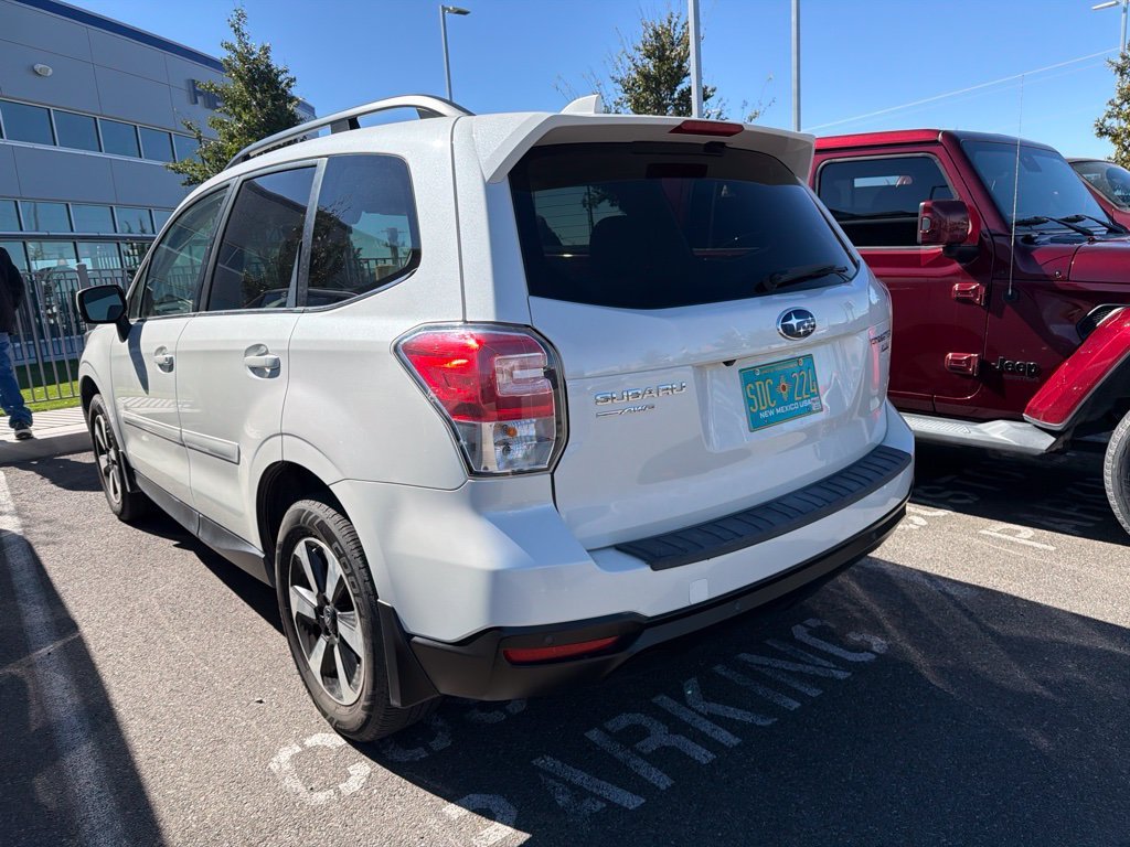 Used 2017 Subaru Forester 2.5i Limited AWD/4WD image 5