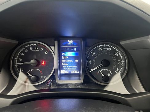 Used 2023 Toyota Tacoma TRD Off-Road w/ Technology Package image 16