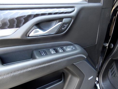 Used 2022 GMC Yukon Denali image 23