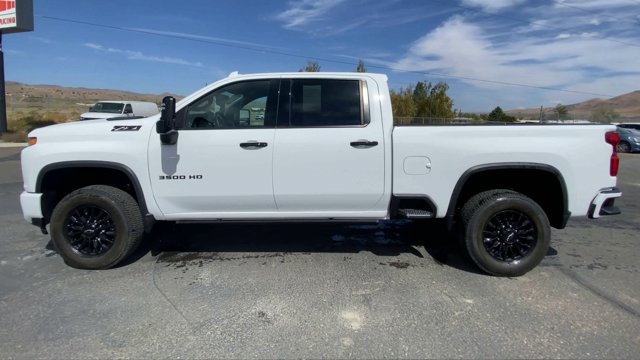 Certified 2023 Chevrolet Silverado 3500 LTZ w/ LTZ Plus Package AWD/4WD image 5