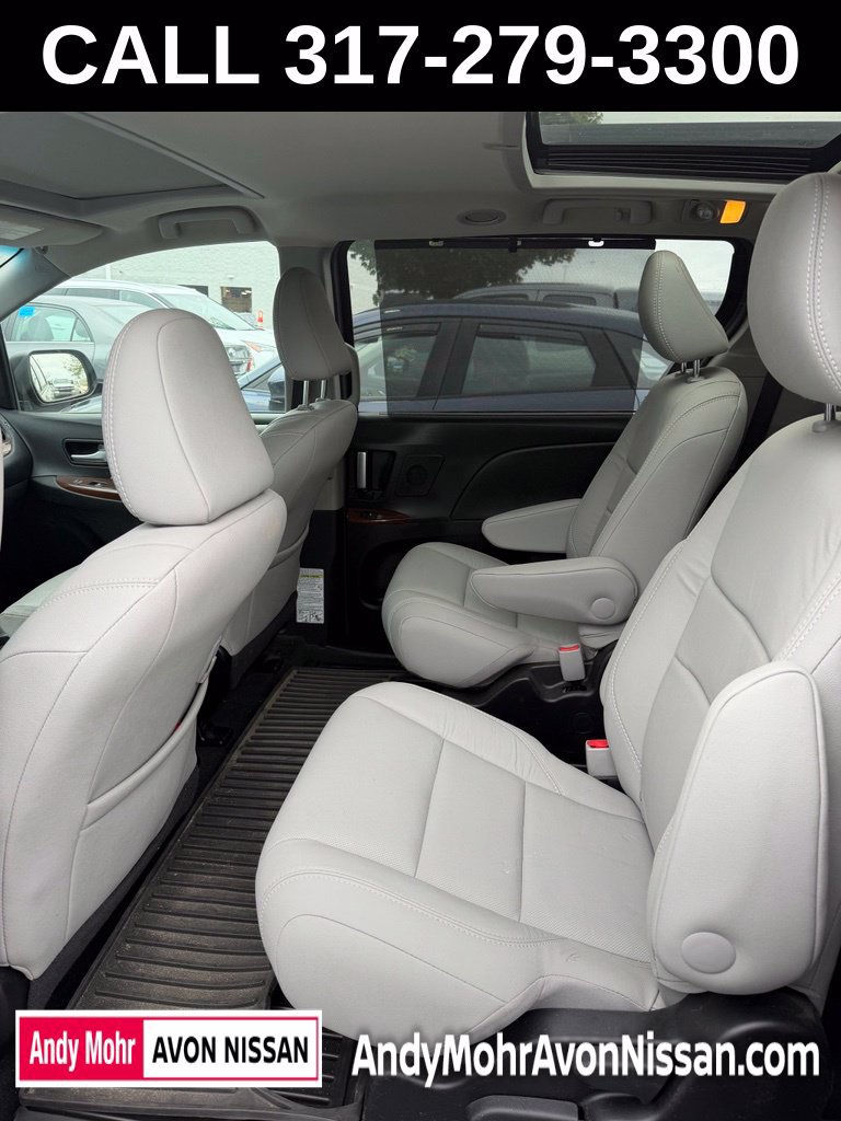 Used 2017 Toyota Sienna Limited AWD/4WD image 8