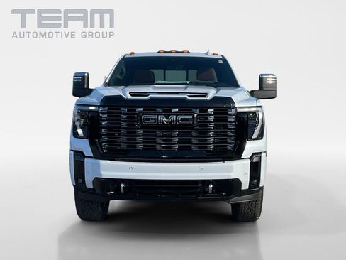 New 2026 GMC Sierra 2500 Denali Ultimate w/ LPO, Black Badging Package image 2